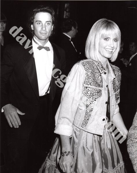 Olivia Newton John, and Matt Lattanzi 1987,  Los Angeles.jpg